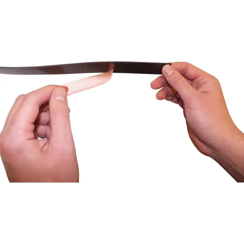 Olcsó MÁGNESES RAGASZTÓCSÍKOK 20.00MMX10M